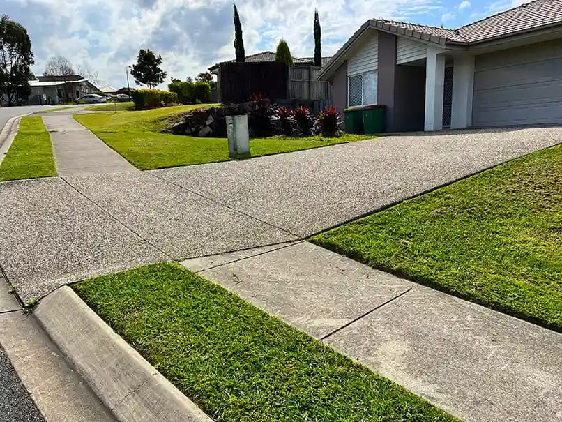 AOK Mowing Residential lawn mowing after photo in Ipswich